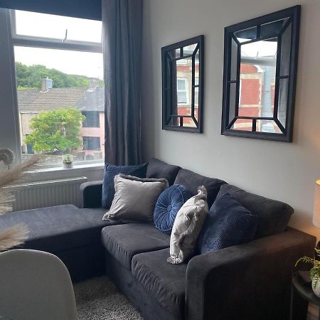 The Retreats 2 Kenfig Hill Pet Friendly 2 Bedroom Flat With King Size Bed Twin Beds And Sofa Bed Sleeps Up To 5 People Екстер'єр фото