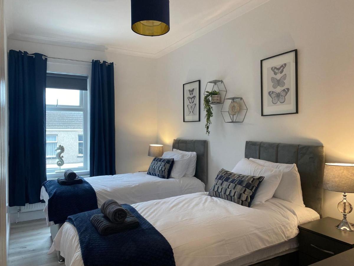 The Retreats 2 Kenfig Hill Pet Friendly 2 Bedroom Flat With King Size Bed Twin Beds And Sofa Bed Sleeps Up To 5 People Екстер'єр фото